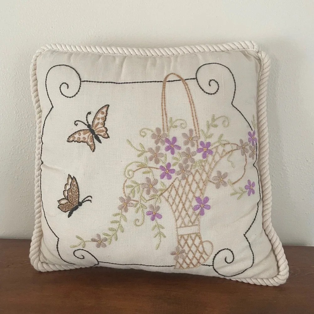 Vintage 80s Embroidered Butterfly Flowers Throw‎ Pillow 14